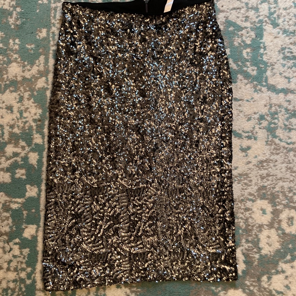 Sequin pencil skirt